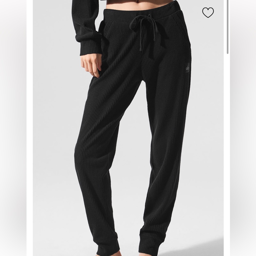 ALO Yoga Muse Sweat Pant
